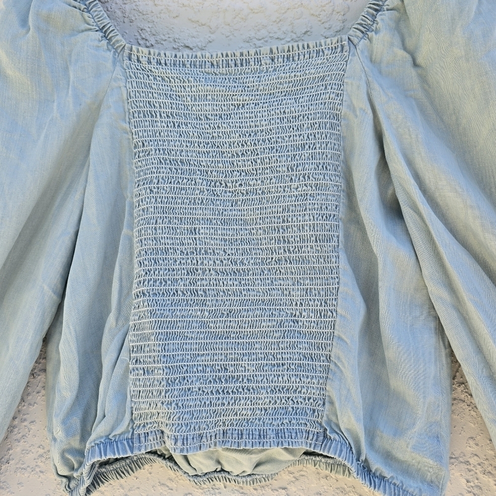 Anthropologie Cloth & Stone Smocked Chambray Long sleeve Top Size XL - Picture 8 of 11